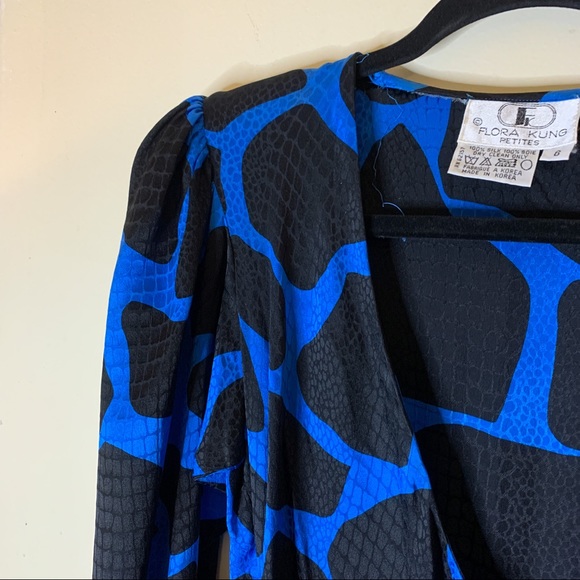 Vintage Flora Kung Silk Wrap Dress size 6 Petites - Picture 6 of 16